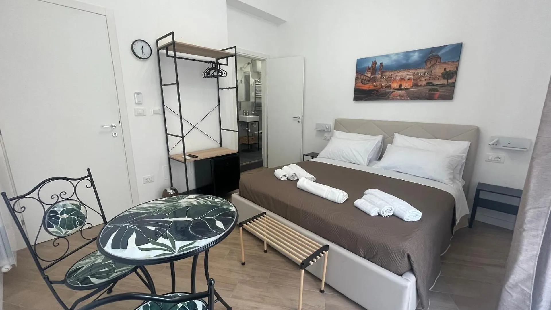 Bieddu Suites - Palermo City Center 0*,