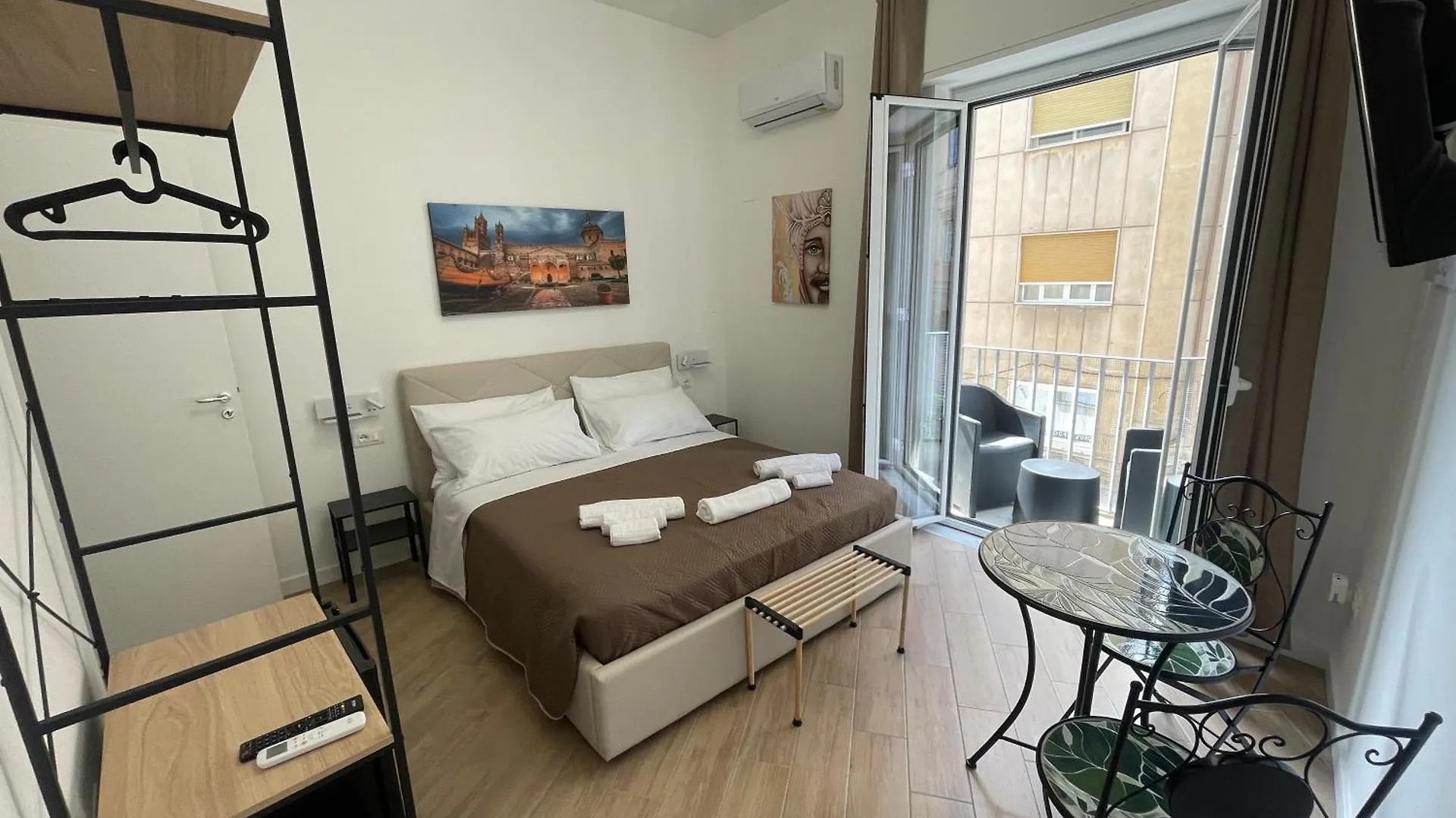 Bieddu Suites - Palermo City Center Nocleg ze śniadaniem